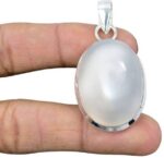 Emerald Panna 11 ratti gemstone Stone